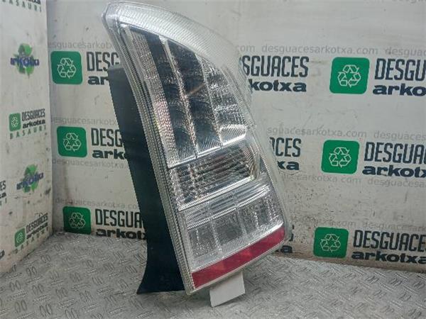 piloto trasero derecho toyota prius 18 g zvw3