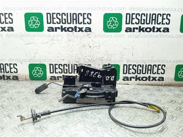 cerradura puerta delantera derecha nissan pri