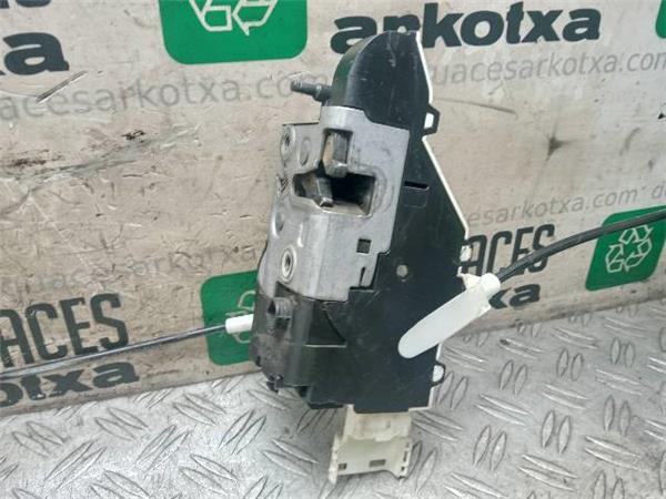cerradura puerta delantera izquierda peugeot 407 1.6 hdi (109cv) (2004 2010) (80 kw)