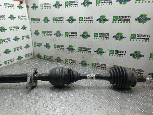 transmision delantera derecha mercedes b 180