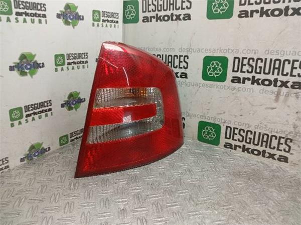 piloto trasero derecho skoda octavia 19 tdi i