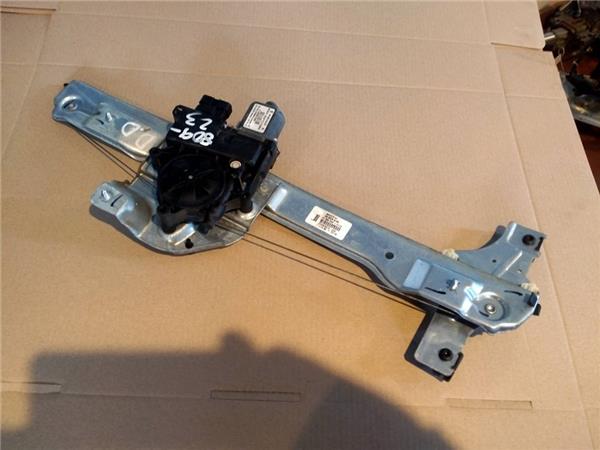 elevalunas electrico delantero derecho peugeo