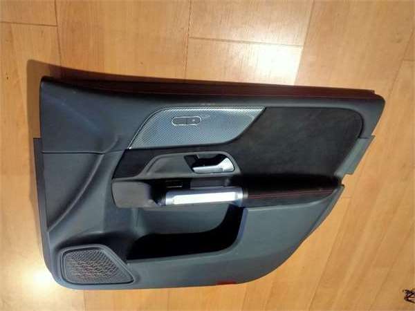 guarnecido puerta delantera derecha mercedes