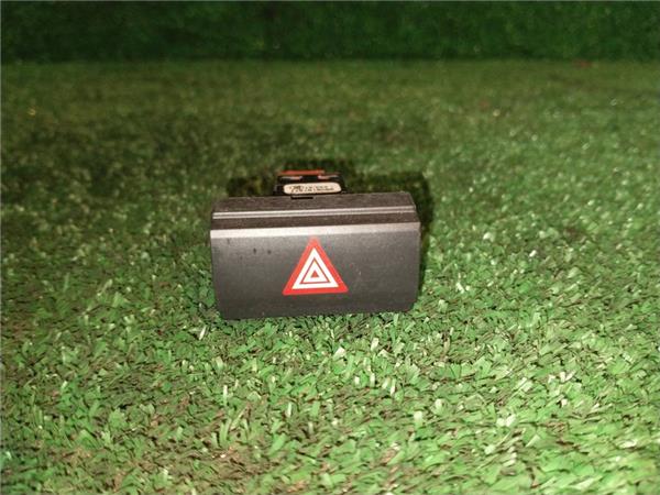 interruptor luces emergencia toyota proace fu