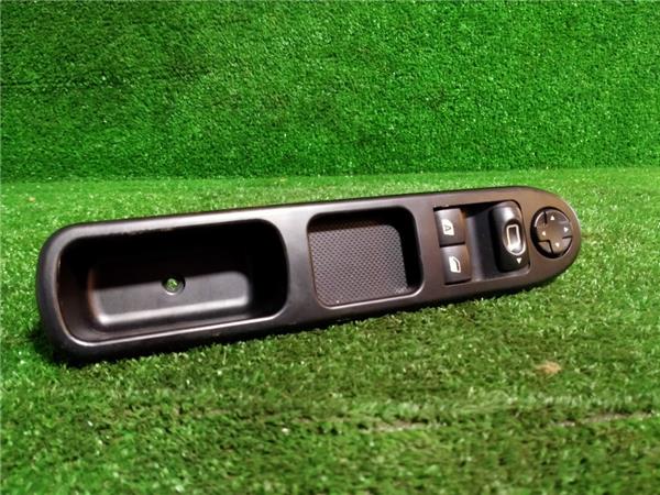 mando elevalunas delantero izquierdo peugeot