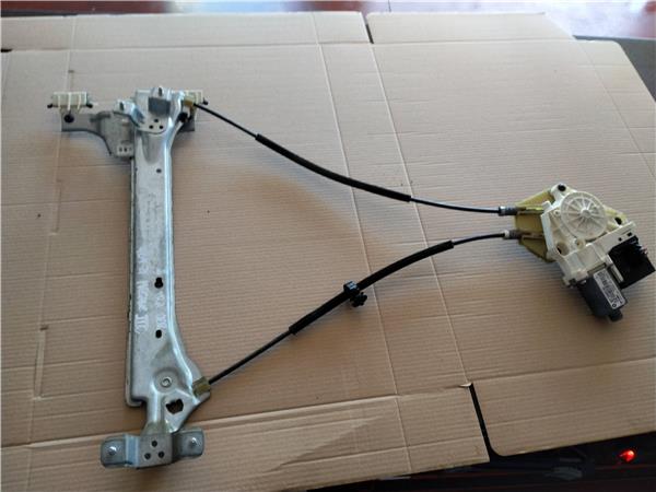 elevalunas electrico trasero derecho renault