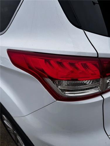 piloto trasero izquierdo ford kuga cbs 2013 