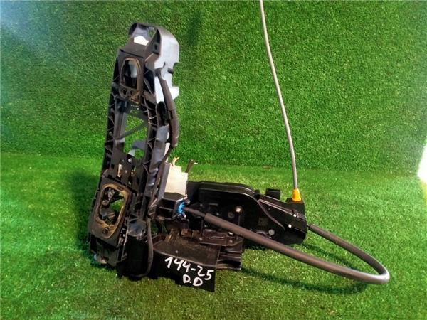 cerradura puerta delantera derecha mercedes b