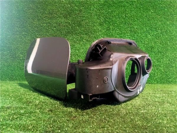 tapa exterior combustible mercedes benz clase