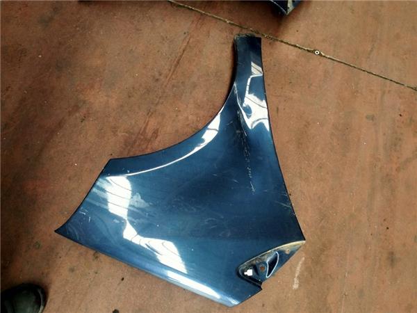 aleta delantera derecha mercedes benz clase a