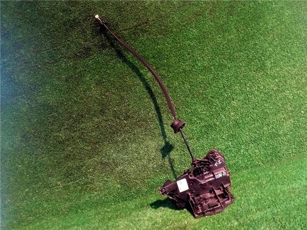 Cerradura Puerta Trasera Izquierda