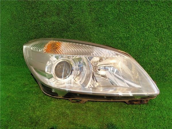 faro delantero derecho skoda fabia combi 5j5