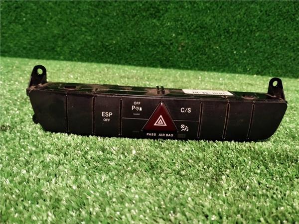 interruptor luces emergencia mercedes benz cl