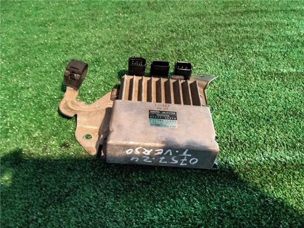 centralita motor uce toyota corolla verso r1