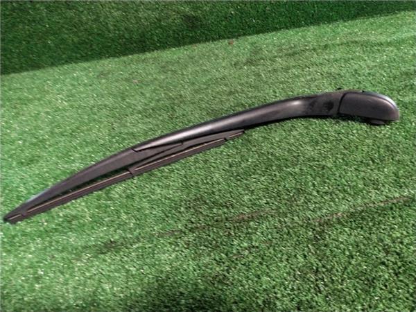 brazo limpiaparabrisas trasero toyota auris e