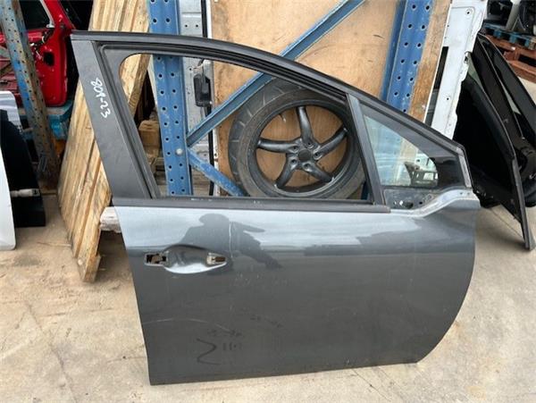 puerta delantera derecha peugeot 208 012012