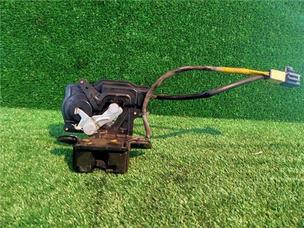 cerradura porton toyota corolla verso r1 2004