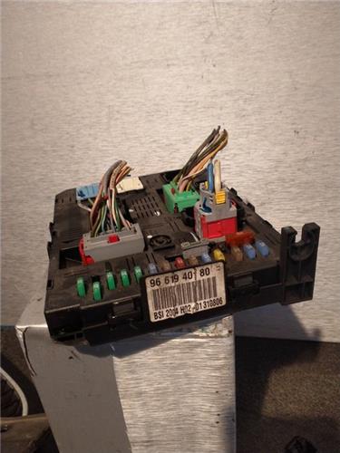 caja reles peugeot 407 coupe 27 hdi fap cat u