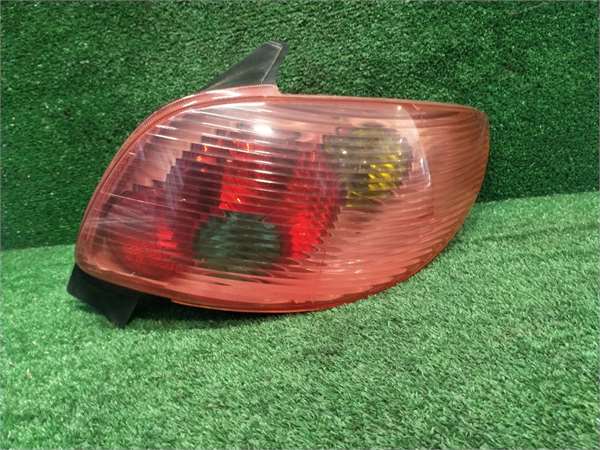 piloto trasero derecho peugeot 206 1998  14 e