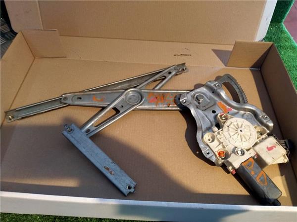 elevalunas electrico delantero derecho toyota