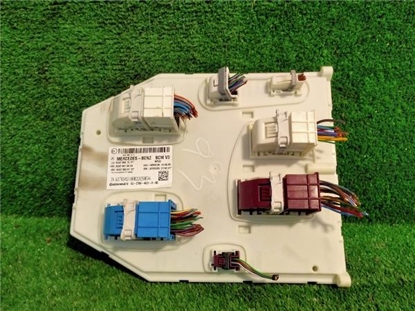 caja fusiblesrele mercedes benz clase glb bm