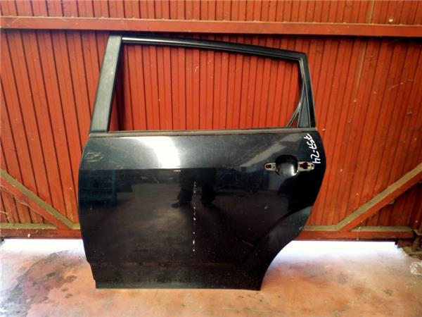 puerta trasera izquierda toyota corolla verso
