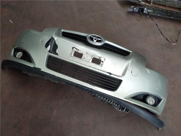 paragolpes delantero toyota auris e15 102006 