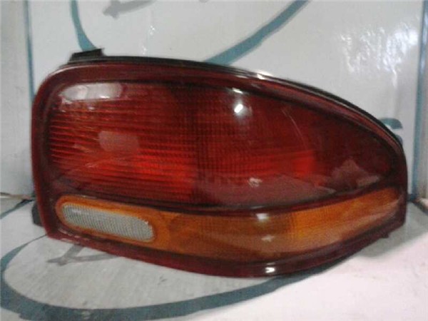 piloto trasero derecho chrysler stratus berli