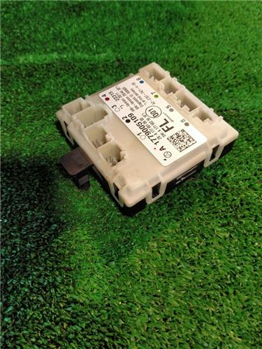 centralita cierre puerta delantera izquierda