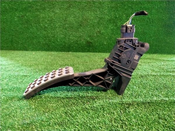 pedal acelerador mercedes benz clase glb bm 2