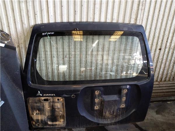 porton trasero mitsubishi montero v60v70 25 t