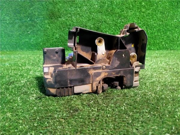 cerradura puerta trasera izquierda renault trafic ii combi (04.2001 >) *