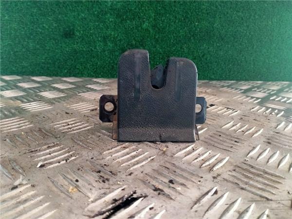 cerradura porton volkswagen touareg 7la 2002