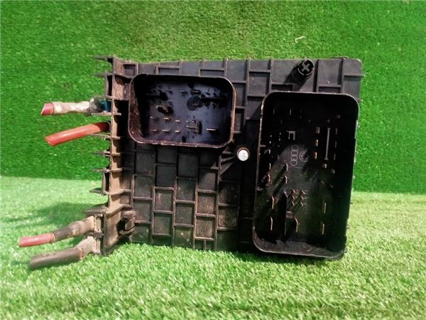 caja fusiblesrele seat toledo 5p2 092004 19
