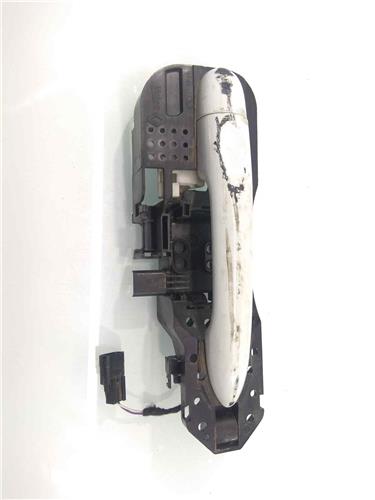 806060042R Maneta Exterior Delantera Derecha Renault Scenic 2166276 PIZ/781/01/a5/2166276/01a5219f-86eb-4a4b-b3ec-8f6c94c00bf5.jpg 806060042R Maneta Exterior Delantera Derecha Renault Scenic 2166276 PIZ/781/01/a5/2166276/01a5219f-86eb-4a4b-b3ec-8f6c94c00bf5.jpg