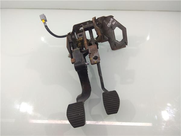 pedal embrague peugeot 2008 2013 16 blue h