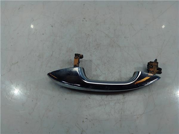 maneta exterior delantera derecha mercedes be