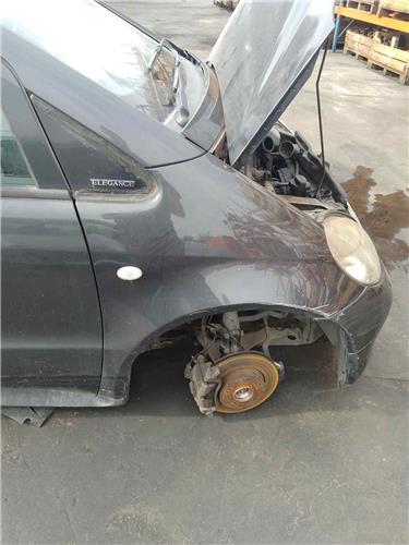 aleta delantera derecha mercedes benz clase a