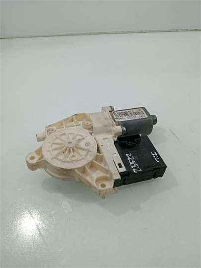 827310185R MOTOR ELEVALUNAS TRASERO IZQUIERDO Renault Megane 2742966 PIZ/781/1f/1a/2742966/1f1a9bd3-e2e3-4de4-9583-38ae9e9a1a8e.jpg 827310185R MOTOR ELEVALUNAS TRASERO IZQUIERDO Renault Megane 2742966 PIZ/781/1f/1a/2742966/1f1a9bd3-e2e3-4de4-9583-38ae9e9a1a8e.jpg