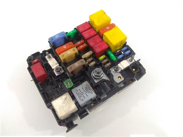 9804846880 Caja Reles Peugeot 3008 1947000 PIZ/781/1f/ed/1947000/1fed2083-2fd2-406f-a525-d45eefd6f59b.jpg 9804846880 Caja Reles Peugeot 3008 1947000 PIZ/781/1f/ed/1947000/1fed2083-2fd2-406f-a525-d45eefd6f59b.jpg