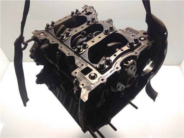 M15746D Bloque Maserati LEVANTE 2145261 PIZ/781/28/71/2145261/28719abe-0edf-470f-ba83-3660b7352fe6.jpg M15746D Bloque Maserati LEVANTE 2145261 PIZ/781/28/71/2145261/28719abe-0edf-470f-ba83-3660b7352fe6.jpg