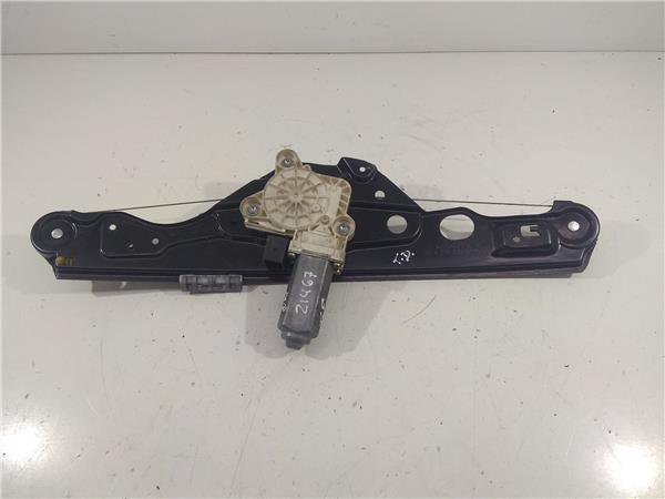 elevalunas electrico trasero derecho mercedes