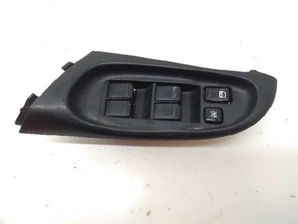 SIN DEFINIR MANDO ELEVALUNAS DELANTERO IZQUIERDO Nissan Almera 1817031 PIZ/781/39/00/1817031/39009183-771a-42ee-bbde-c7c0d47d3380.jpg SIN DEFINIR MANDO ELEVALUNAS DELANTERO IZQUIERDO Nissan Almera 1817031 PIZ/781/39/00/1817031/39009183-771a-42ee-bbde-c7c0d47d3380.jpg