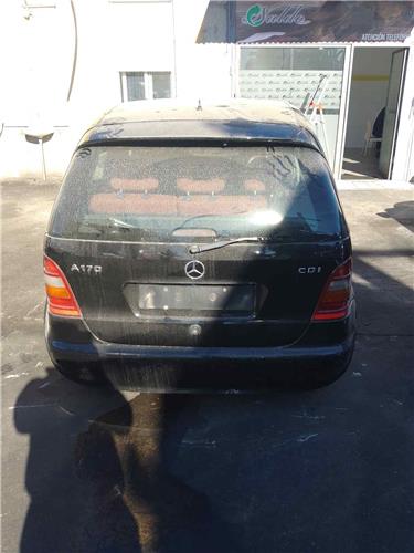 porton trasero mercedes benz clase a w168 17