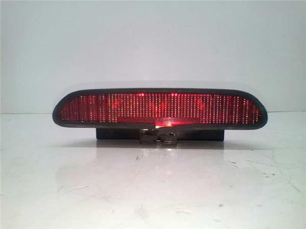 luz central de freno mercedes benz clase a bm