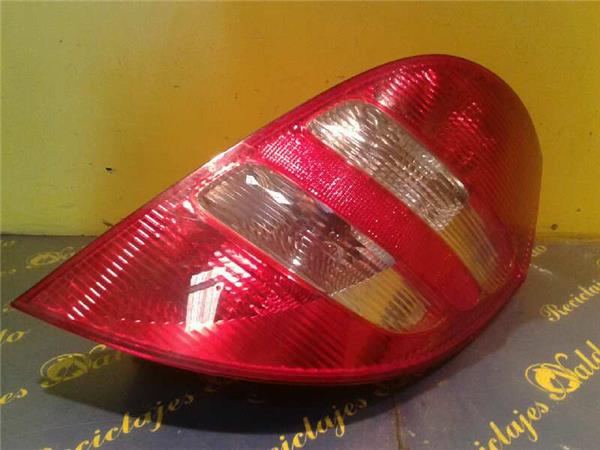 FASE I Piloto Trasero Derecho Mercedes-Benz Clase 566004 PIZ/781/3f/b6/566004/3fb6bd53-7c38-4abd-864b-8866d7b5e6db.jpg FASE I Piloto Trasero Derecho Mercedes-Benz Clase 566004 PIZ/781/3f/b6/566004/3fb6bd53-7c38-4abd-864b-8866d7b5e6db.jpg
