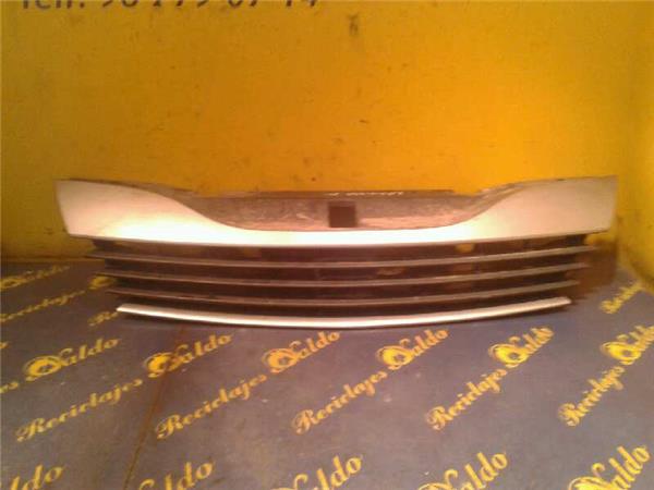 GRIS PLATA Rejilla Capo Renault Laguna 725569 PIZ/781/4a/42/725569/4a427691-94de-4a66-8655-d54911a1aee3.jpg GRIS PLATA Rejilla Capo Renault Laguna 725569 PIZ/781/4a/42/725569/4a427691-94de-4a66-8655-d54911a1aee3.jpg