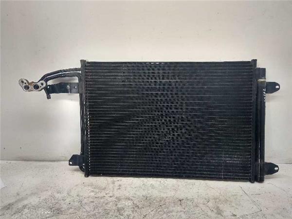 8FC351301041 Condensador Volkswagen GOLF 1724900 PIZ/781/5f/bb/1724900/5fbb5357-ad4c-4b8b-af42-c8f5cf7dc2fc.jpg 8FC351301041 Condensador Volkswagen GOLF 1724900 PIZ/781/5f/bb/1724900/5fbb5357-ad4c-4b8b-af42-c8f5cf7dc2fc.jpg