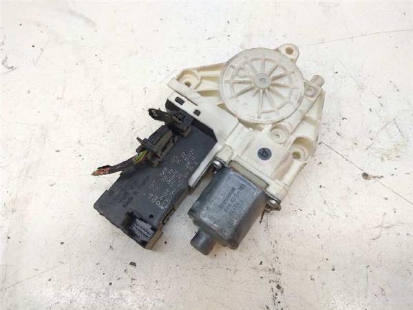1137328125 MOTOR ELEVALUNAS DELANTERO IZQUIERDO Peugeot 407 813296 PIZ/781/60/c4/813296/60c4c992-ce27-4d7d-9294-c00e1507aa3d.jpg 1137328125 MOTOR ELEVALUNAS DELANTERO IZQUIERDO Peugeot 407 813296 PIZ/781/60/c4/813296/60c4c992-ce27-4d7d-9294-c00e1507aa3d.jpg