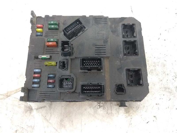 9652474780 Caja Reles Peugeot 206 1770024 PIZ/781/63/10/1770024/631078c7-c555-460f-b374-98d2914f339a.jpg 9652474780 Caja Reles Peugeot 206 1770024 PIZ/781/63/10/1770024/631078c7-c555-460f-b374-98d2914f339a.jpg